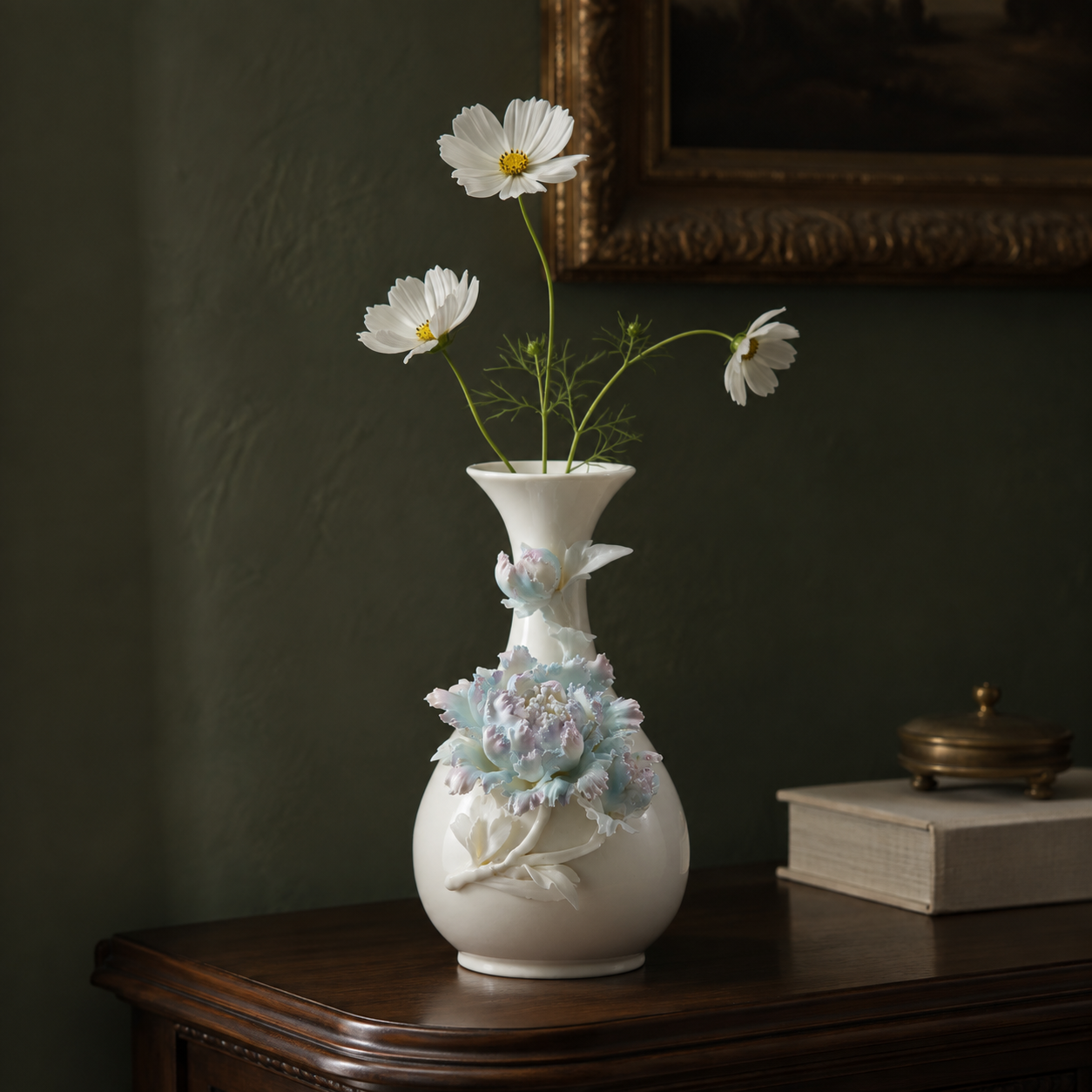 PORCELAIN VASE- THE AURORA PEONY